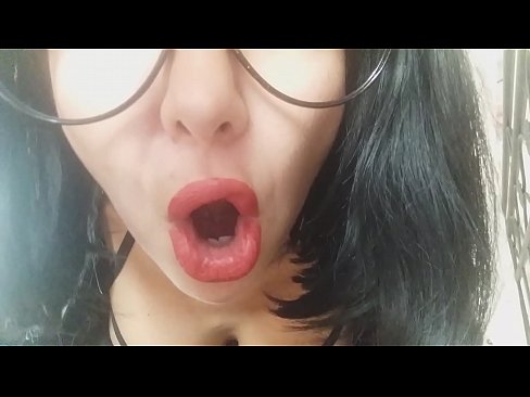 ❤️ ګرانه، ستا سوزنده مور به تاسو نن ښوونځي ته نه پریږدي ... زه تاسو ته ډیره اړتیا لرم ... ☑ مقعد پورن